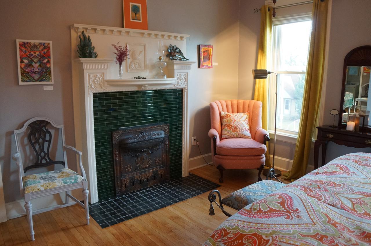 The Muse Gallery Guesthouse Milwaukee Bagian luar foto
