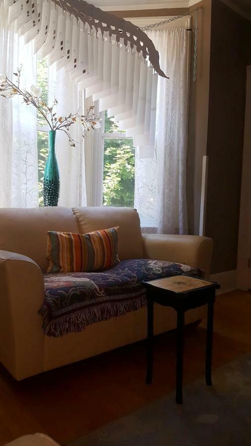 The Muse Gallery Guesthouse Milwaukee Bagian luar foto