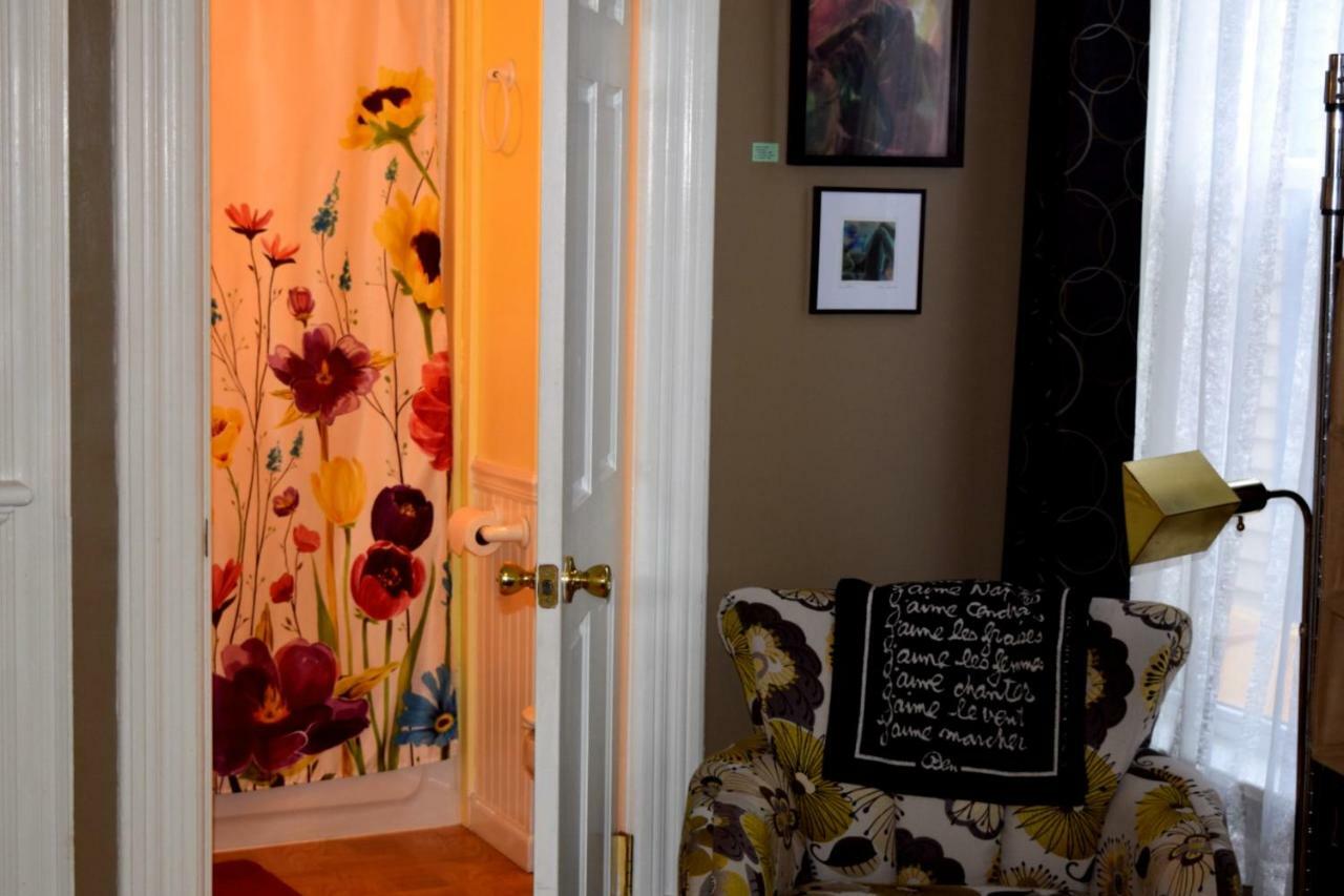The Muse Gallery Guesthouse Milwaukee Bagian luar foto